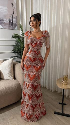 فستان فريال