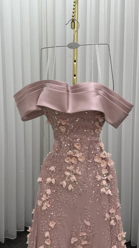 فستان وصايف