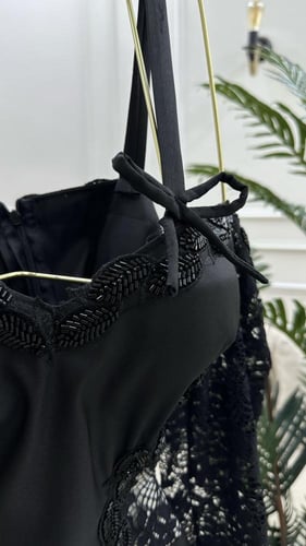 فستان دانتيل فرنسي