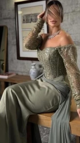 فستان كارول