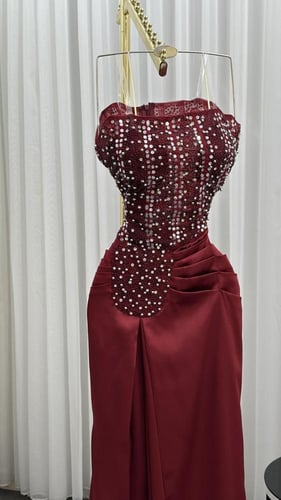 فستان. تفته استرتش