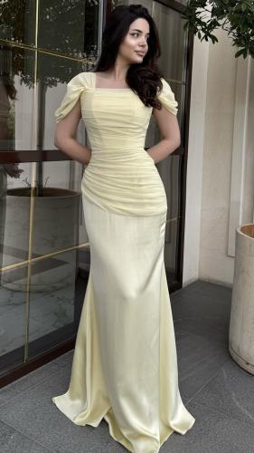 فستان الكرستال