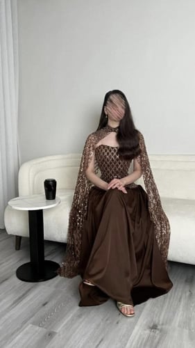 فستان ايساء