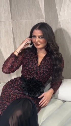 فستان حزام ورده