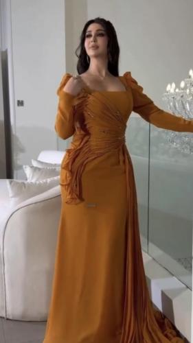 فستان شمس