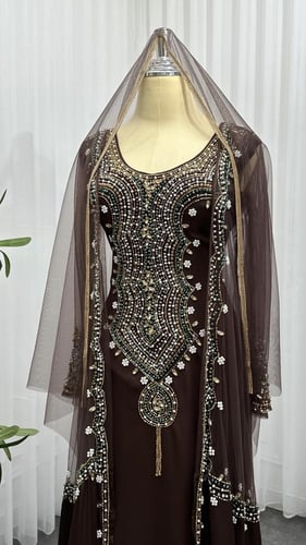 جلابيه بنت العز