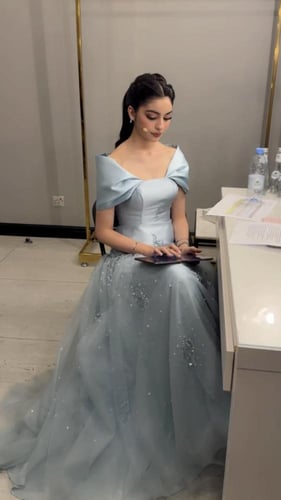 فستان ليندا