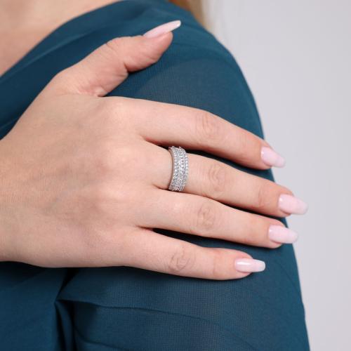 Elegant Glow Ring
