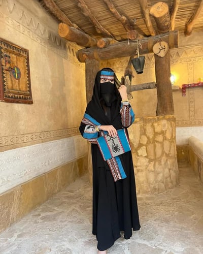 عبايات يوم التأسيس