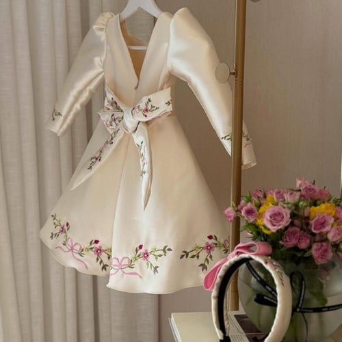 فستان للعيد كشخه وناقه طفلك