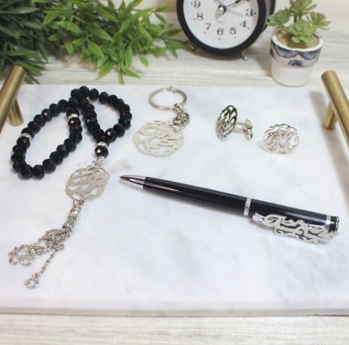 طقم رجالي - يصمم بالاسم حسب طلبك