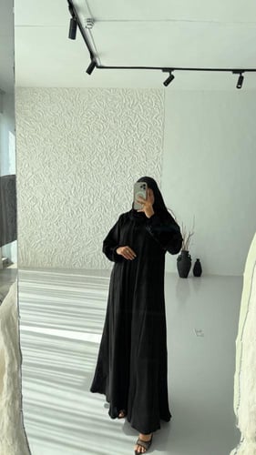 عباية شمواه مطرزة اسود