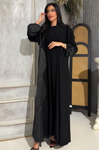 عباية كريب إندونيسي بأكمام جاكار