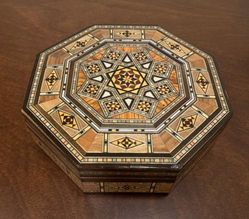 صندوق مثمن 21x21x21