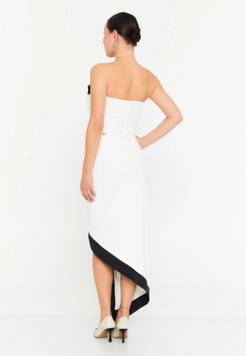 تنوره و بلوزه