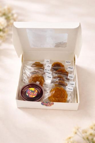 Box of Qamar al-Din stuffed with a variety of flav...