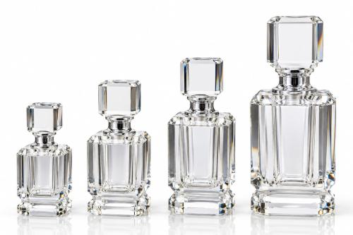 زجاجات عطر كريستال فاخرة – متوفرة بأحجام متعددة