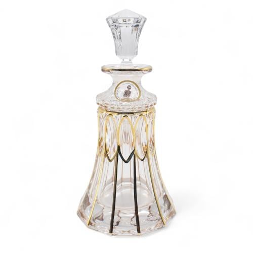 -زجاج عطور ( 430مل) بشكل أنيق مخطط باللون الذهبي , يستخدم لوضع الزيوت العطرية والأدهان , وأيضا للعرض في المحلات التجارية والحفلات
