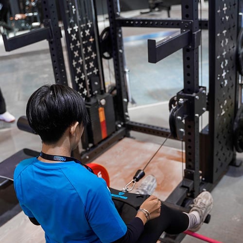 حامل قابل للاختيار والتعديل من لايف برو LP6004