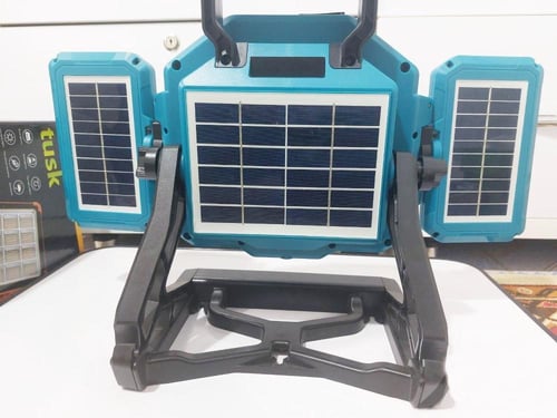 كشاف شحن متعدد الوظائف 3 شرائح كبير