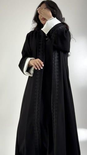 عبايه روز ( ملكي ، تطريز )