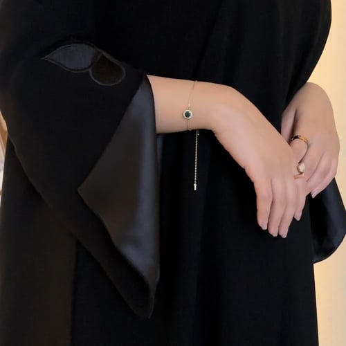 عباية جود ( ملكي . تطريز ) نص كلوش