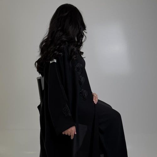 عباية ورد ( أنترنت ، شك اسود )