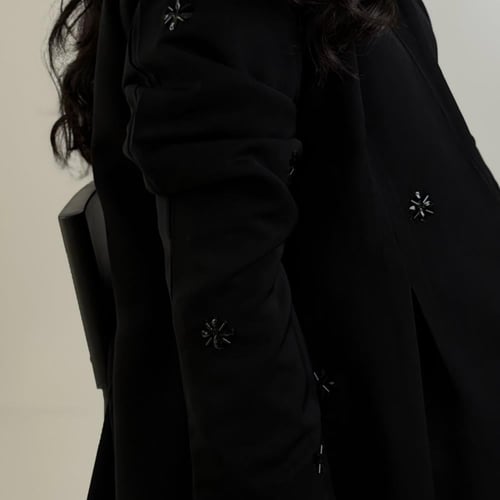 عبايه سمو ( بليزر مبطن ، شك )