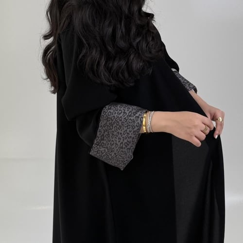 عباية تايقر ( ملكي ،تايقر )