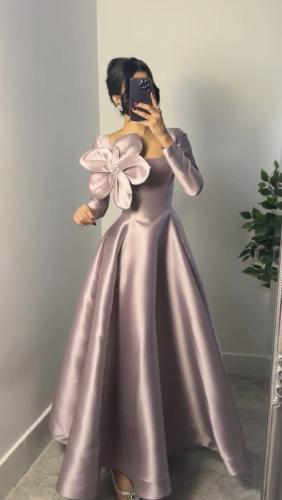 فستان بكمام