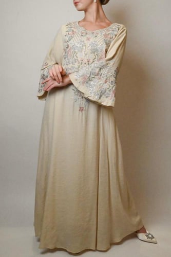 جلابية ناعمة باللون الأصفر الفاتح #13