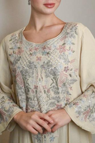 جلابية ناعمة باللون الأصفر الفاتح #13