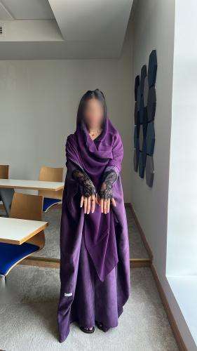 W18