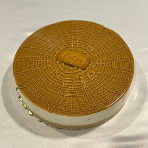 شيز كيك لوتس كبير عشر قطع