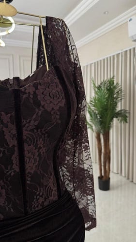 فستان سهره مخملي بني