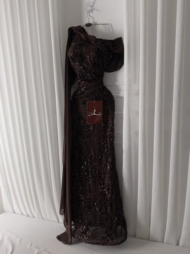 فستان سهره بني لمعه فخم