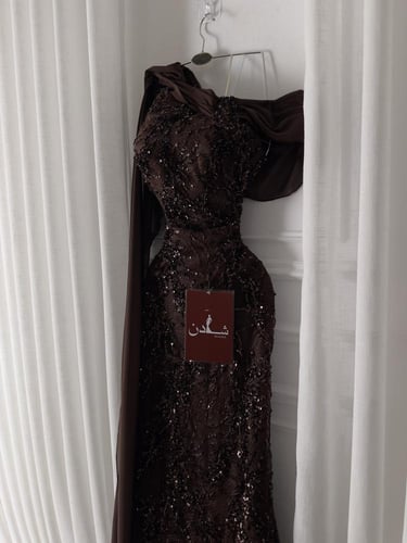 فستان سهره بني لمعه فخم