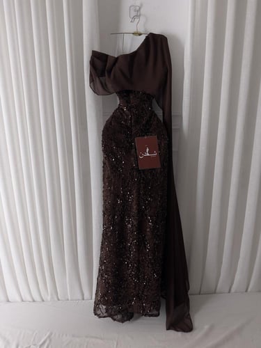 فستان سهره بني لمعه فخم