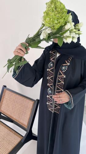عبايه رقم (٣٠)