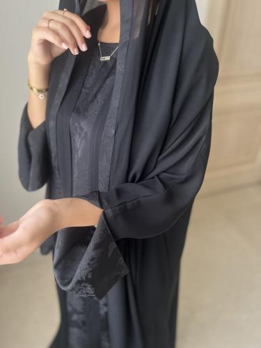 عباية رقم (١٧)