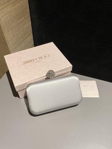جيمي شو Cloud Clutch