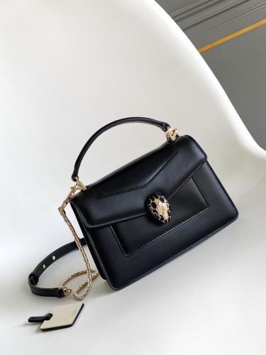 بولقري Serpenti Forever