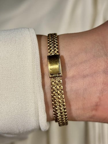 ساعه فنتج فاخرة وانيقة من ماركة Nicolet السويسرية...