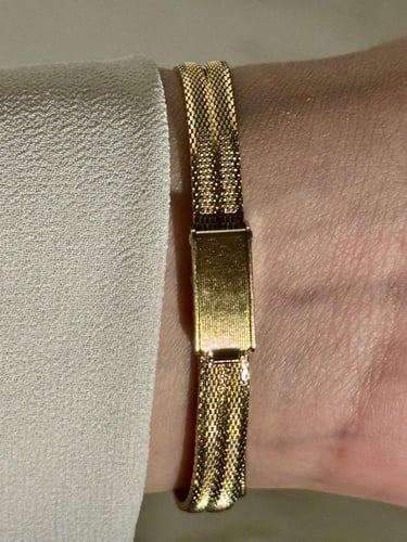 ‏ Deauville by Armitron – الأناقة اليومية برونق ال...