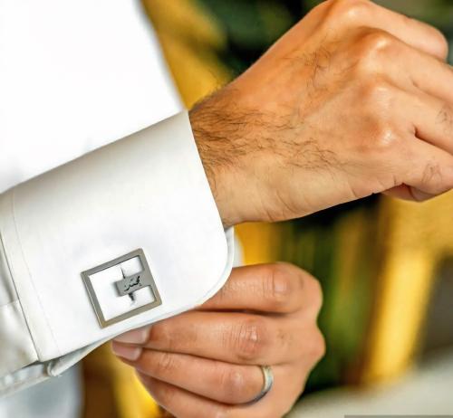 كبك رجالي فاخر بالاسم – خيار مثالي للهدايا الراقية