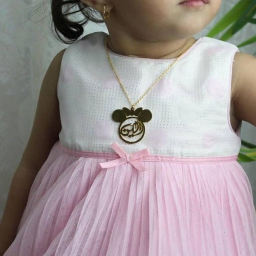 سلسال بناتي بالاسم شكل فراشة – تصميم فاخر مخصص