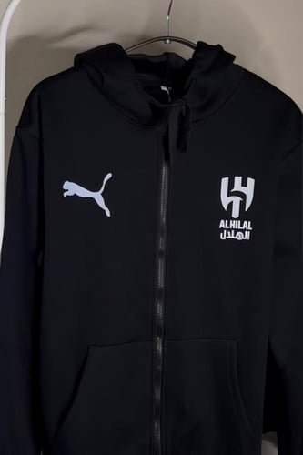 جاكيت الهلال الشتوي – تصميم رسمي وأنيق