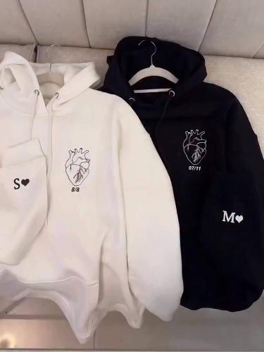 هودي القلب كبلز بحروفكم _ تصميم شتوي مخصص حسب الطل...