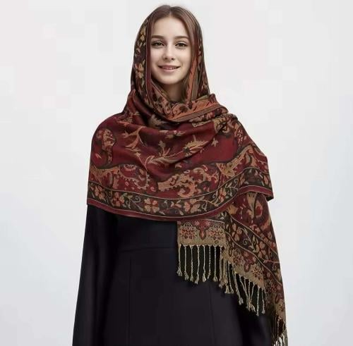 الشال الكشميري الفاخر – دفء وأناقة بتصميم راقٍ