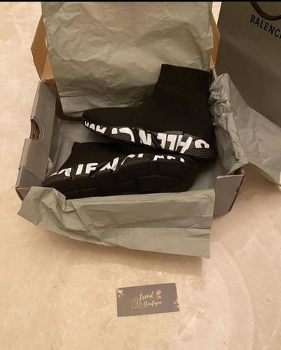 In black fabric, Speed ​​Turner sneakers